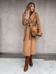 Polo Collar Long Sleeved Woolen Coat