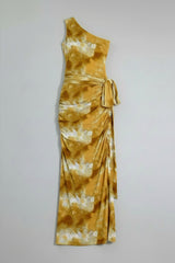 Yellow Slim Fit Pleated Hip Sleeveless Diagonal Collar One Shoulder Dress